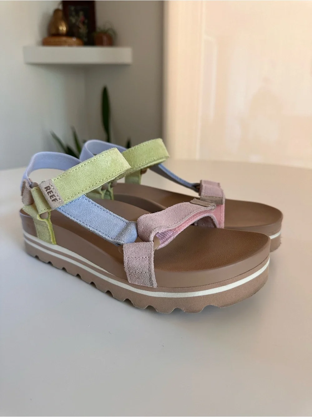 Reef Women's Cushion Rem HI Sandals Size 7
